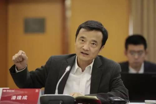 潘建成